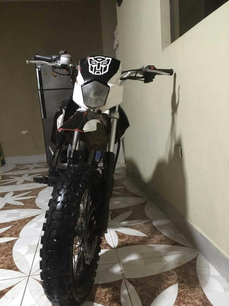 Moto Italika Dm 150