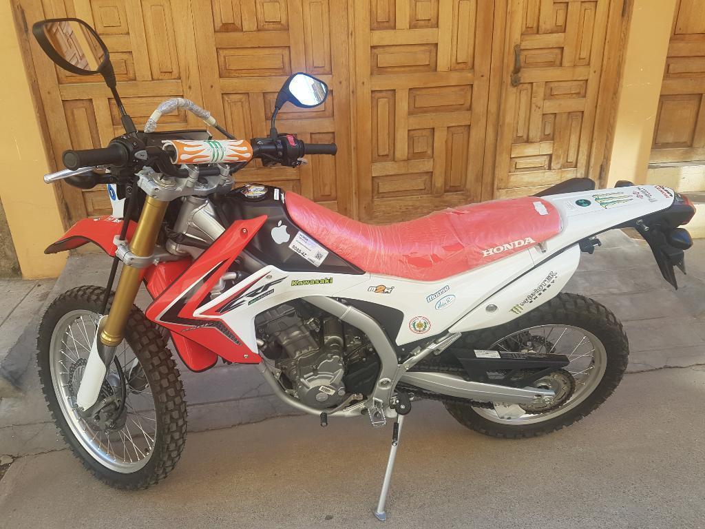 Vendo Honda Crf250ld 2014 Nuevo