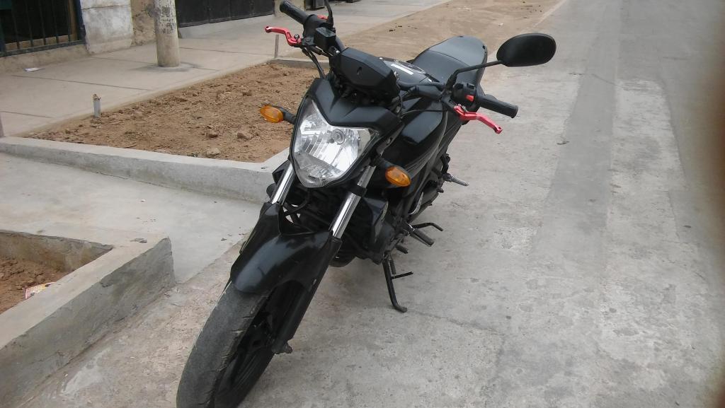 VENDO MOTO YAMAHA