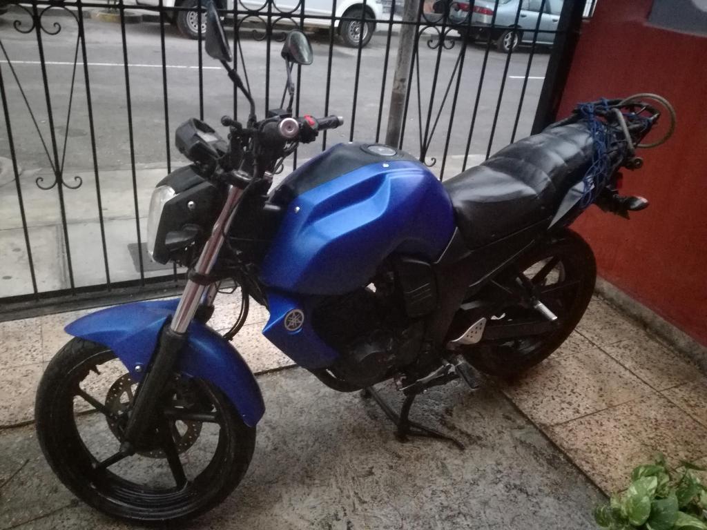 MOTO YAMAHA FZ - 16