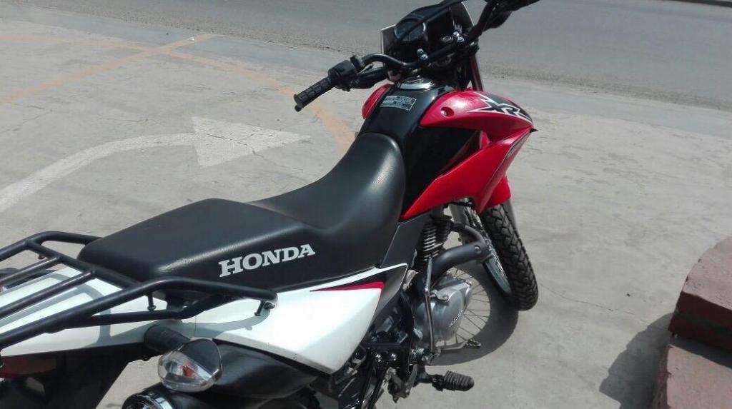 Una Moto Linial