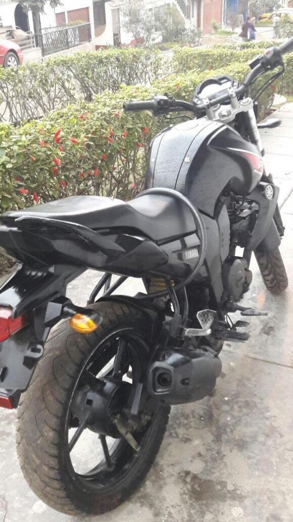 Vendo Yamaha Fz Modelo 2015-991168313