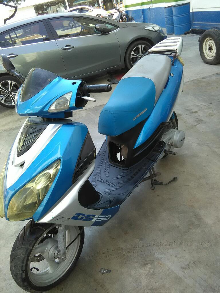 Vendo M Moto Urgente