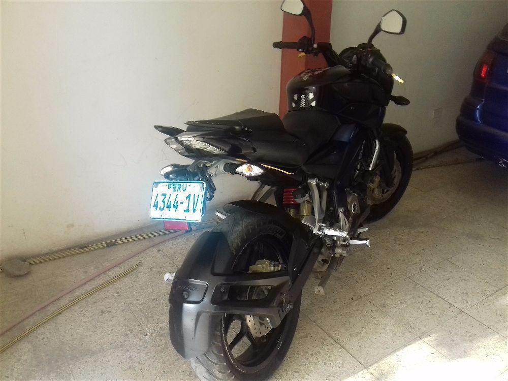 VENDO PULSAR NS 200 POCO USO 15000 DE KILOMETRAJE EN PERFECTO ESTADO