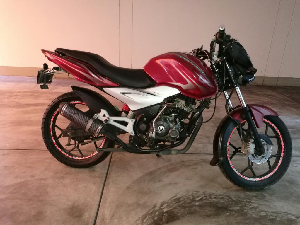 Vendo Moto Bajaj Discover 125st