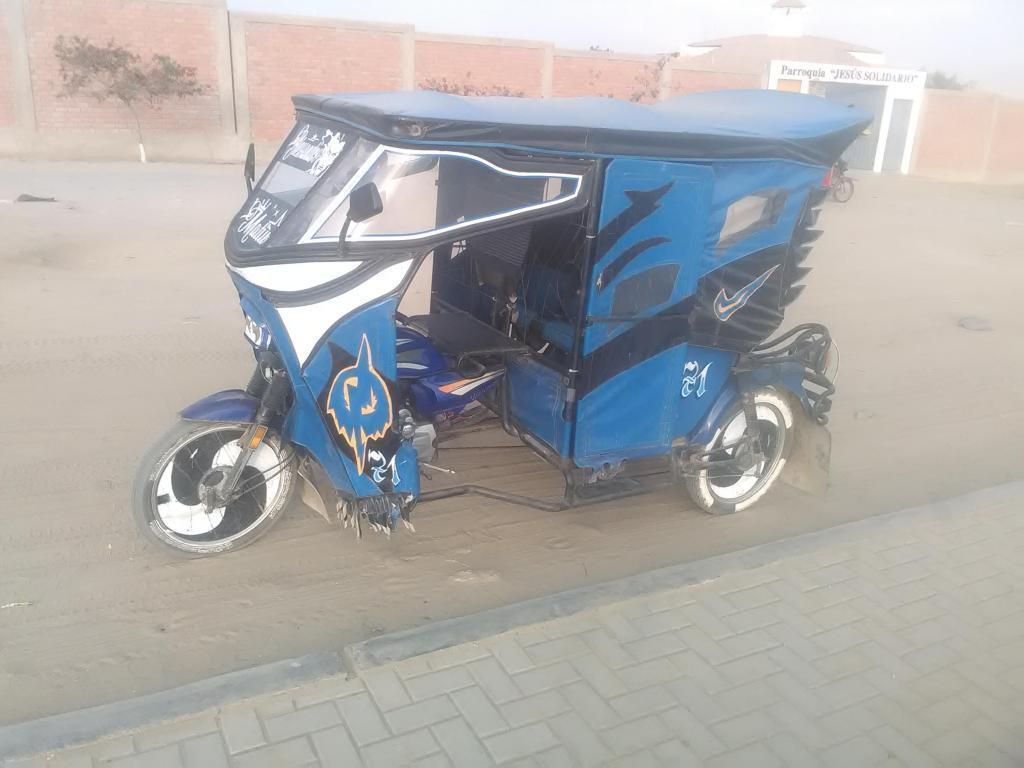 Vendo mototaxi x motivo de viaje llamar altoke 3300 941814183