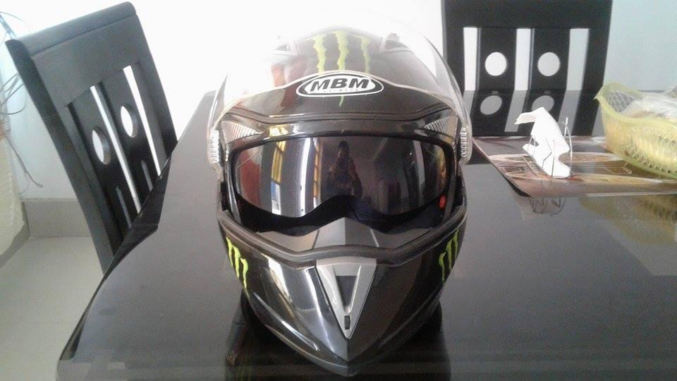 VENDO CASCO CERTIFICADO MBM