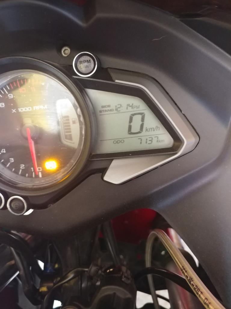 Vendo Mi Moto Pulsar Rs 200 en Regla Tod