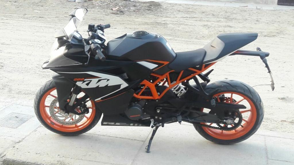 Vendo Motocicleta Ktm Rc200