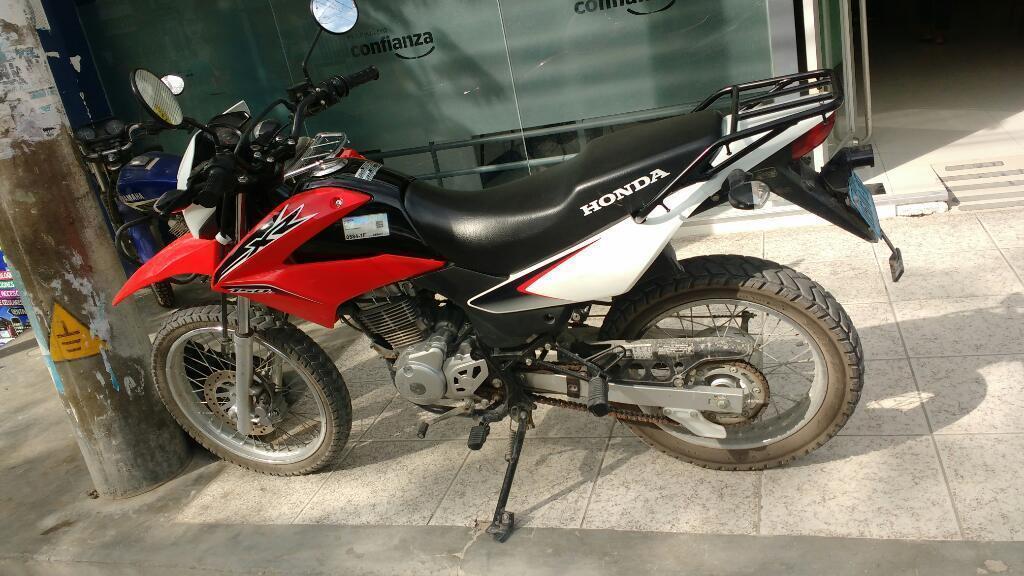 Vendo Moto Honda Xr 150 4 Meses de Uso