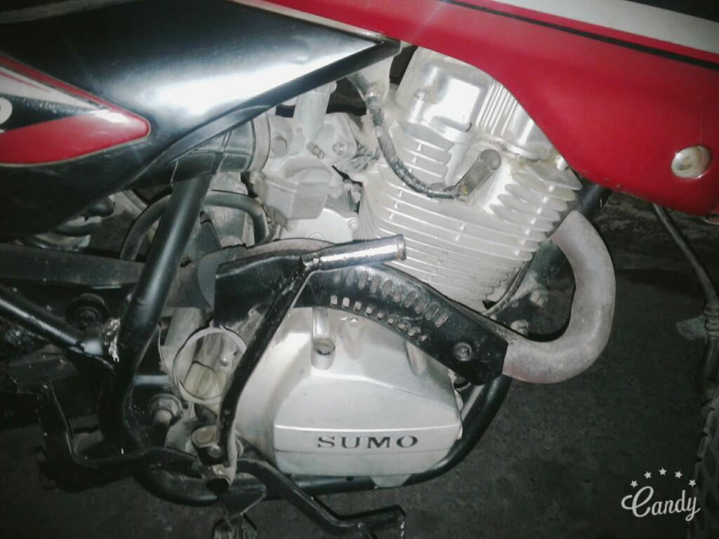 Ola ..vendo Moto Marca Sumo Motor 150