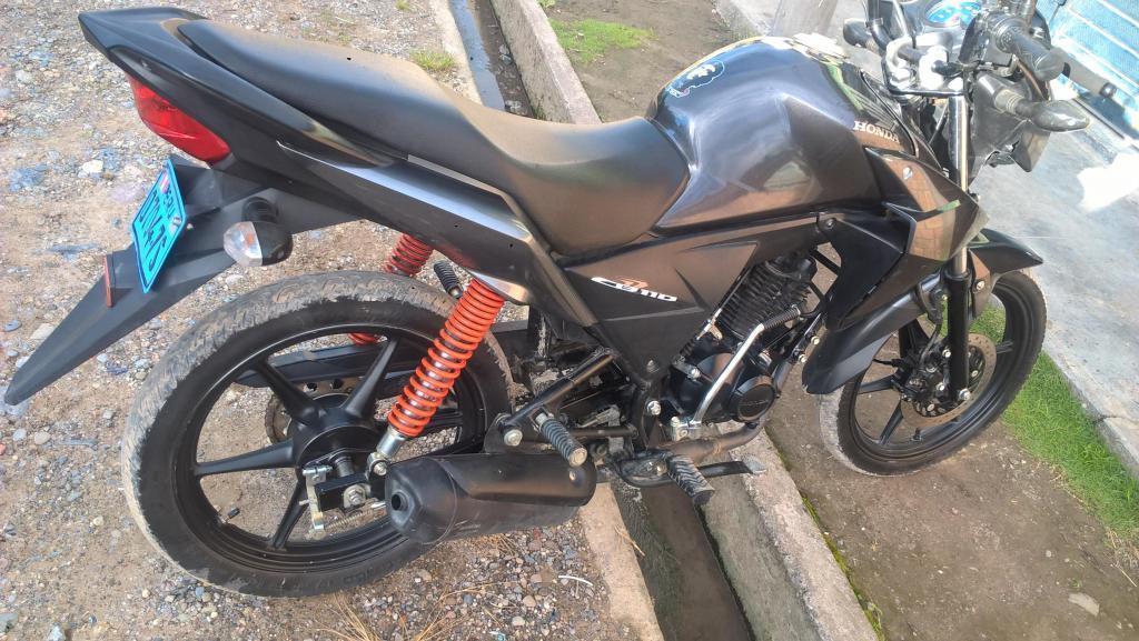 VENDO MOTO CB110