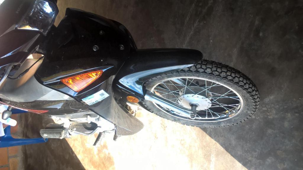 VENDO MOTO WAVE EN PERFECTO ESTADO