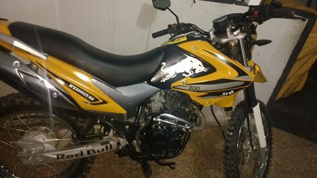 VENDO MOTOCICLETA S/.3,200