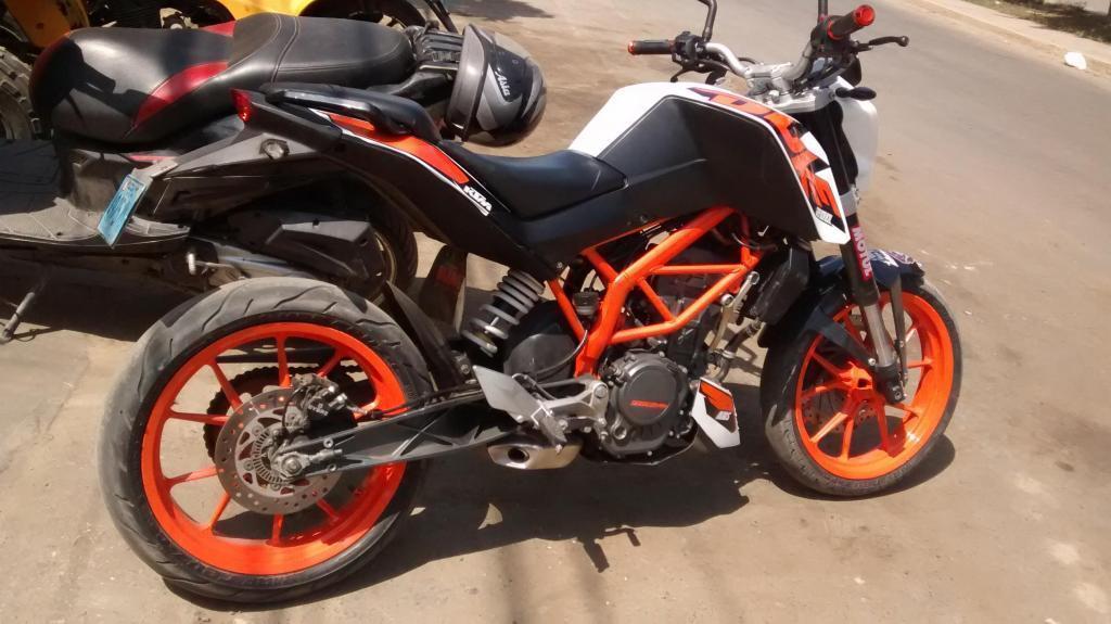 KTM DUKE 200 ABS MODELO 390