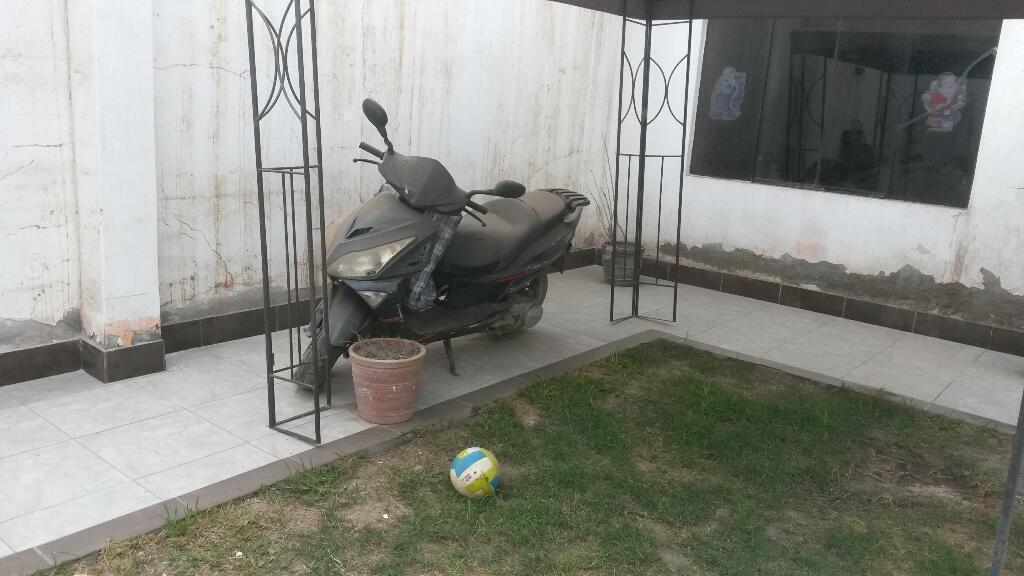 Vende Moto Automatika Italika Año 2011
