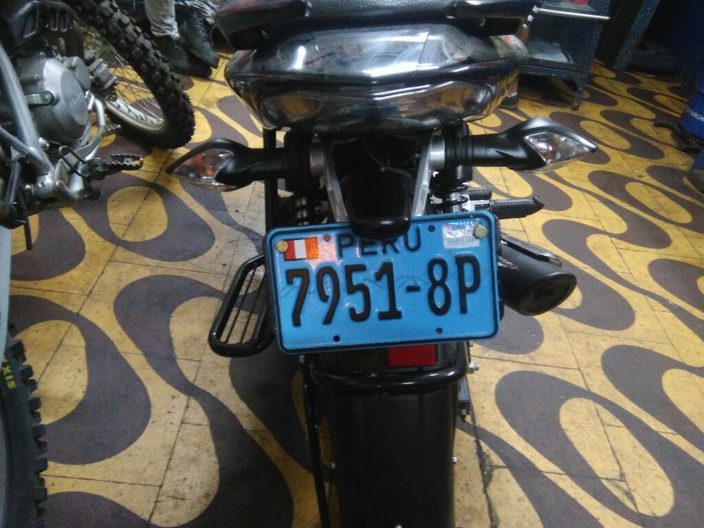 Vendo Moto Pulsar 135