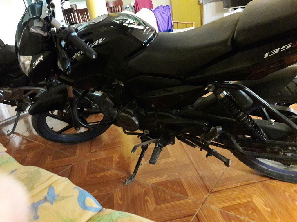 Vendo Pulsar 135