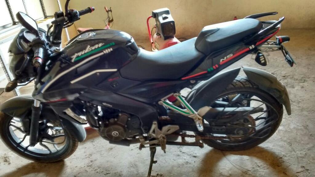 Vendo Moto Pulsar Ns200