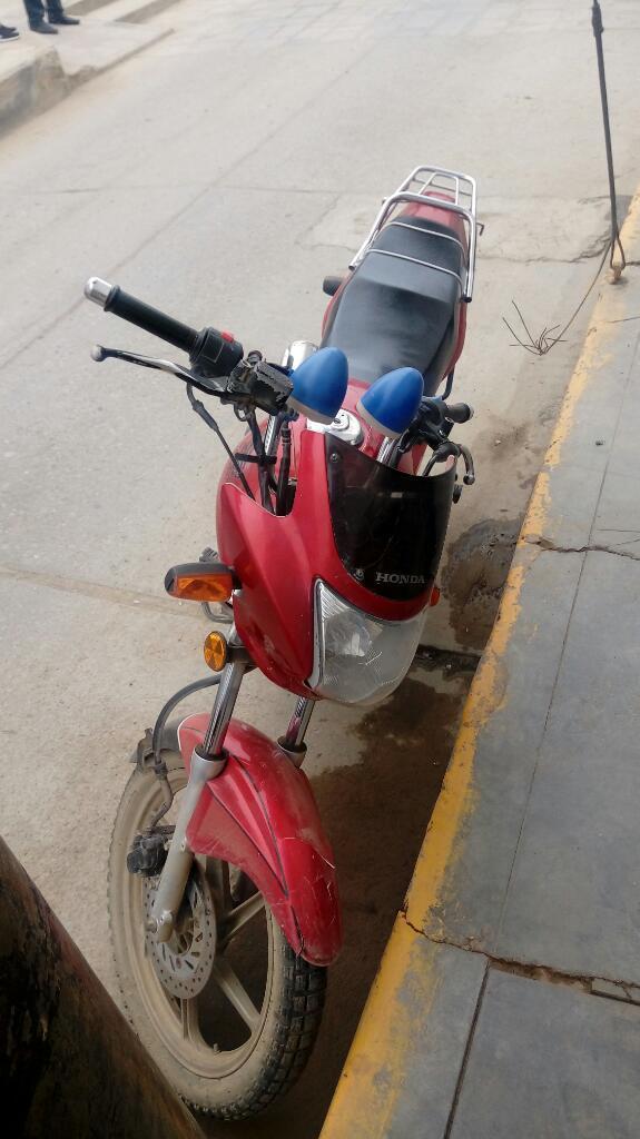 Vendo Moto Estor 125