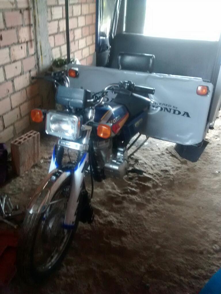 Motokar Honda