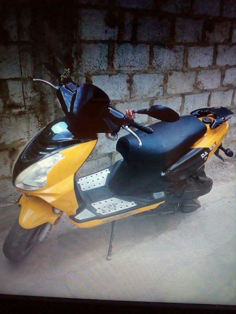 Vendo Mi Moto Davest Motor 150 Año 2012
