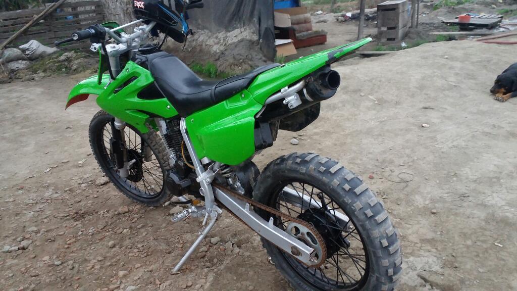 Vendo Un Hermoso Moto Croz