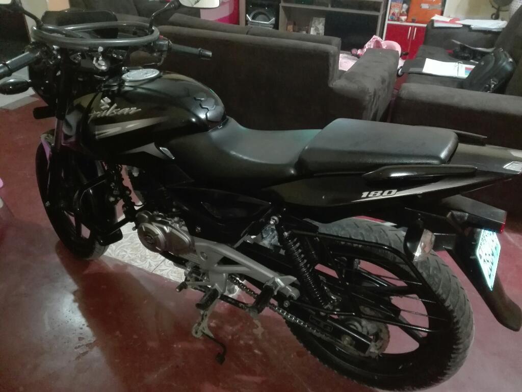 Moto Pulsar 180