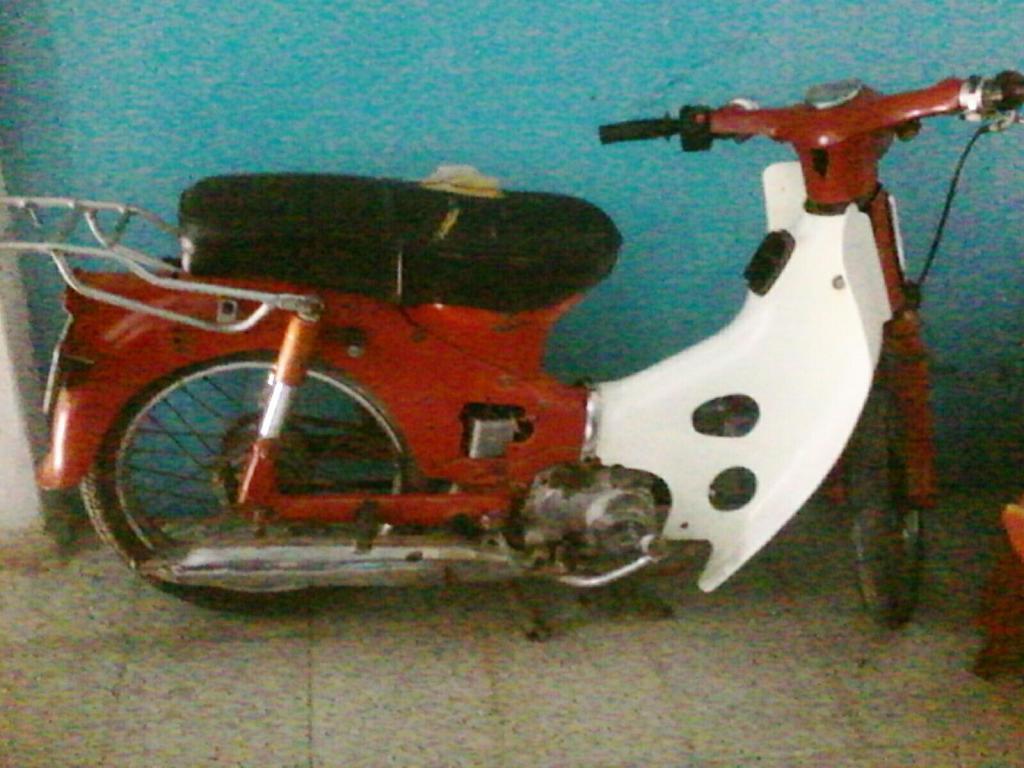 se vende moto onda cĺásica C70/ s/ 450 tal coko está