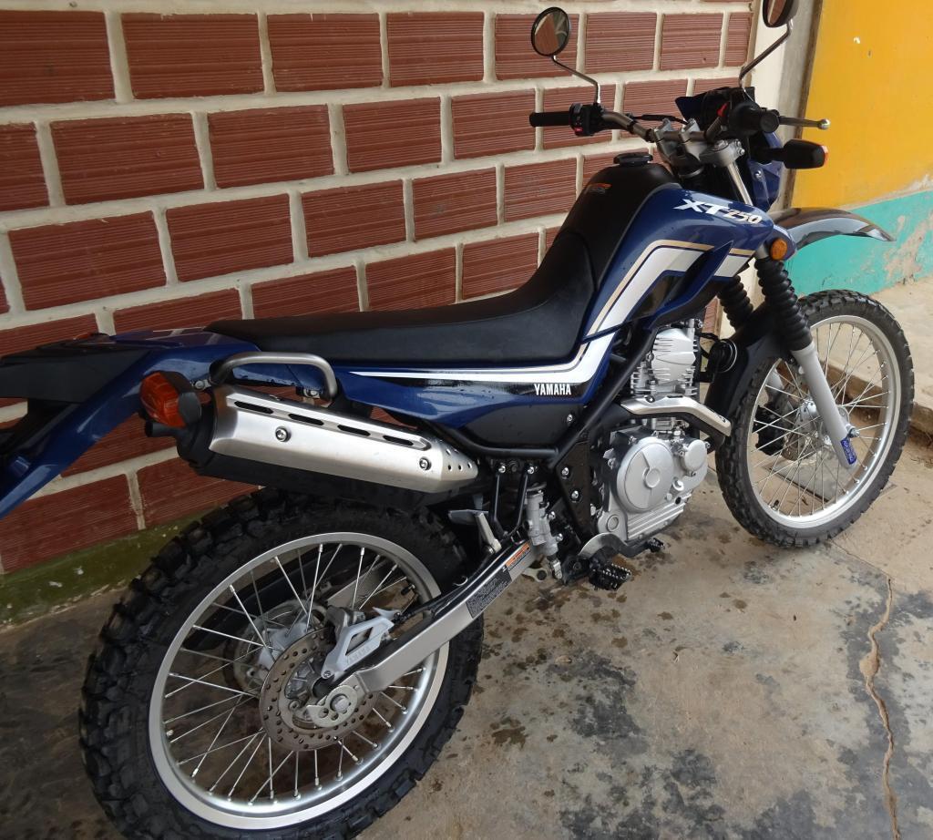 Vendo Yamaha Xt 250 Fabricación 2016 Modelo 2017 japonesa