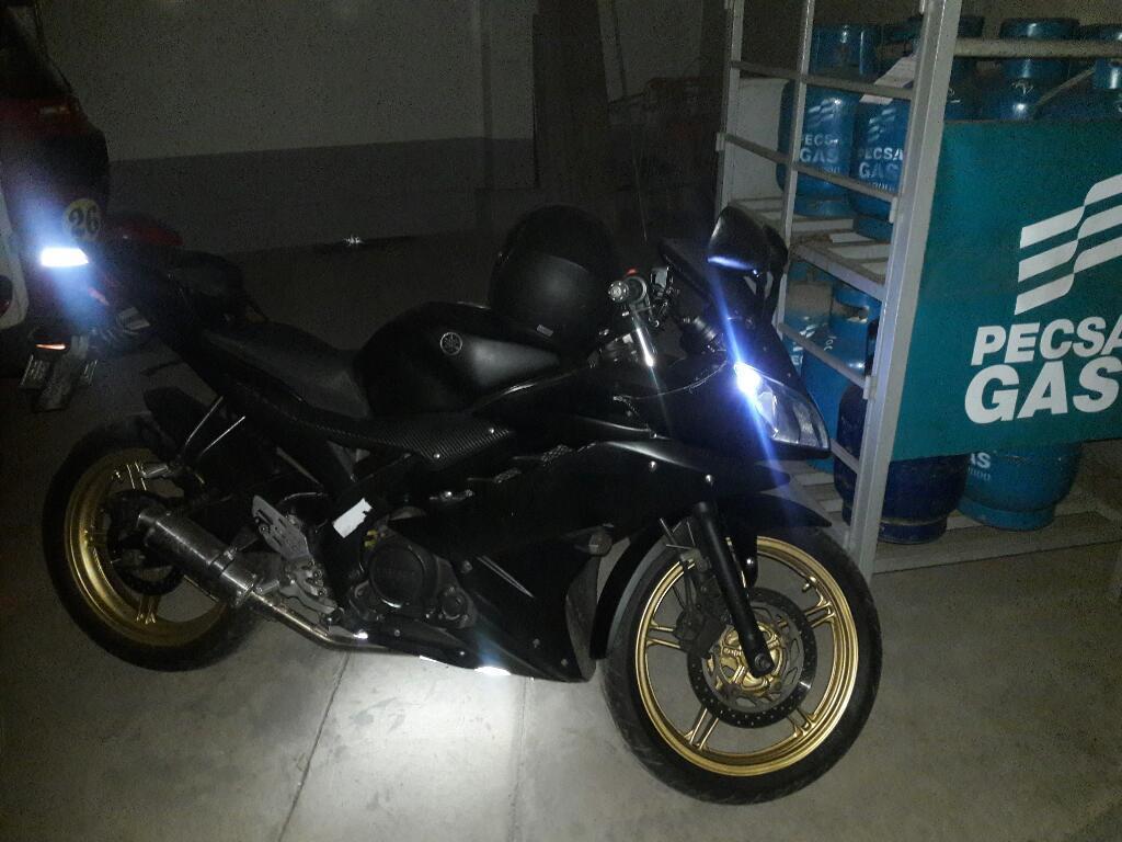 Se Vende Moto Yamaha Negro Mate Aros