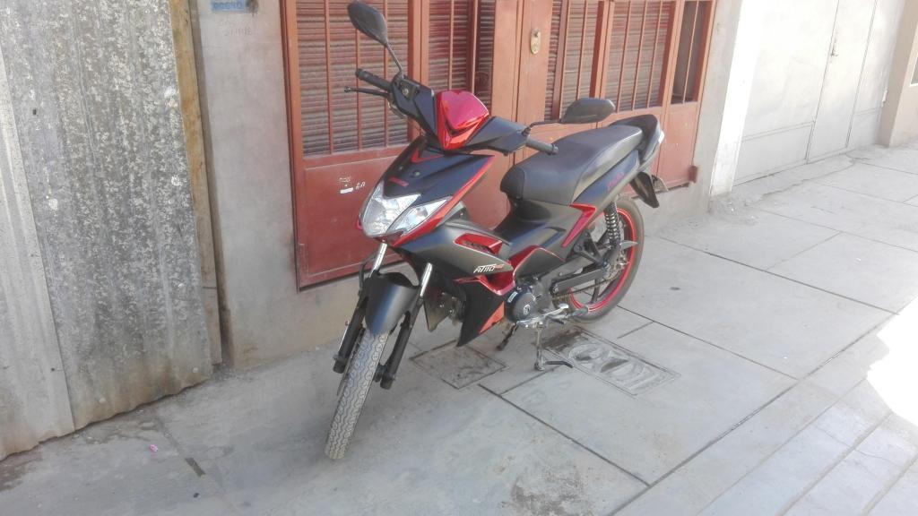 SE VENDE MOTO