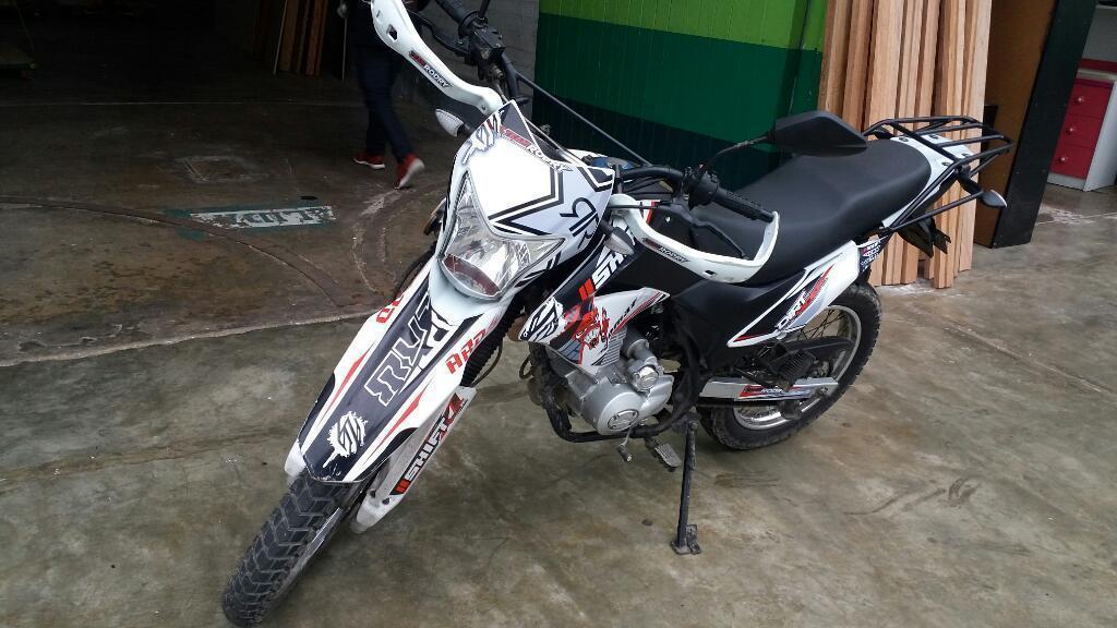 Moto Lifan 150cc Xtrial con Soat