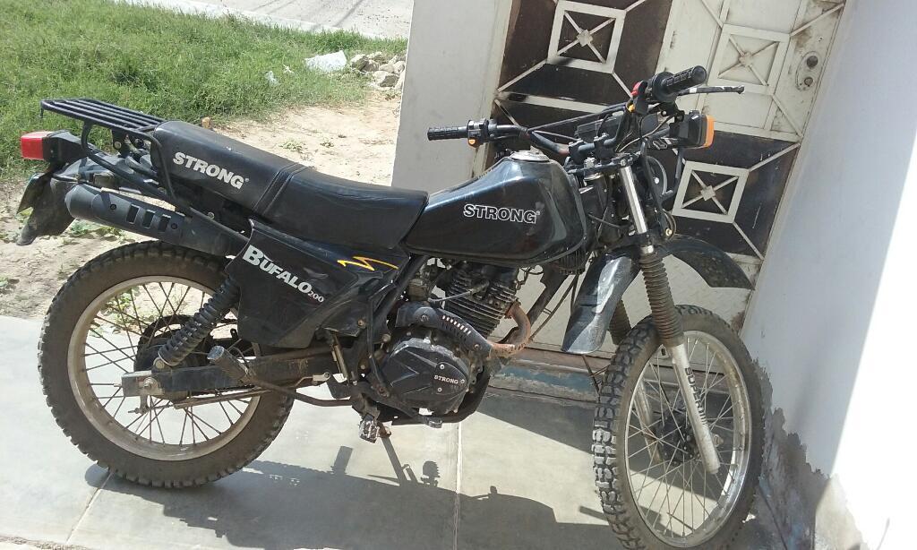 Moto de Ocasion Motor 200 Año 2012