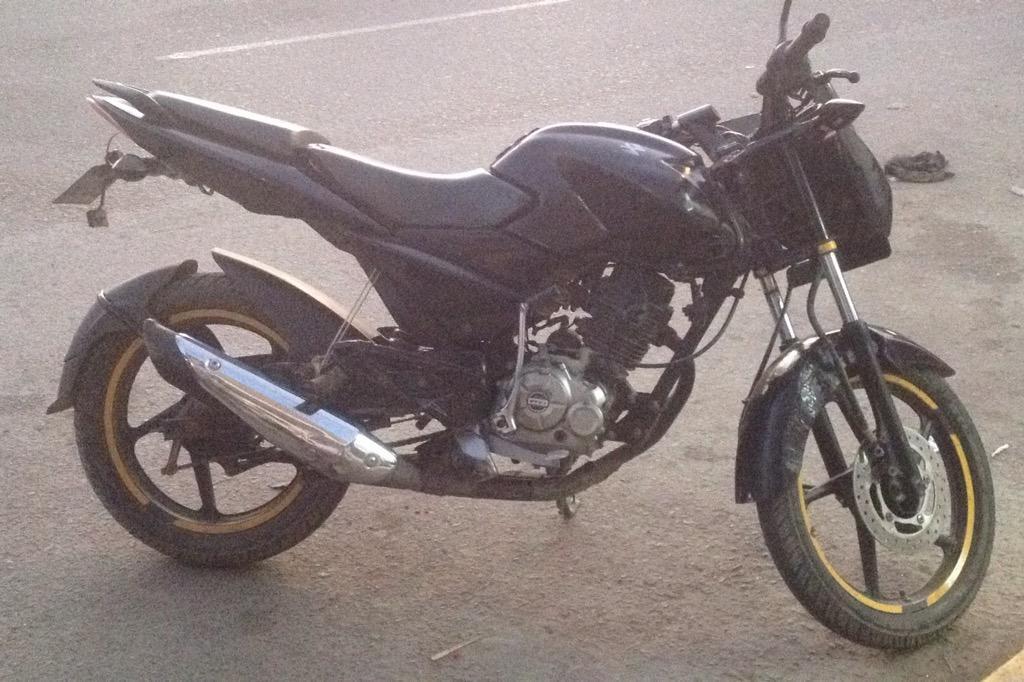 Moto Pulsar 135