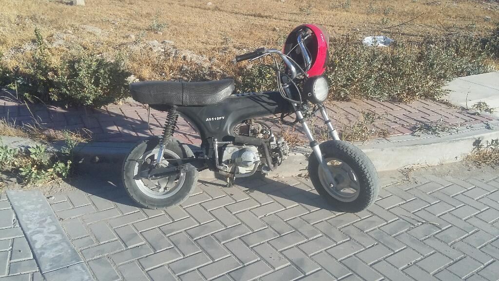 Vendo Moto Dax Motor 110