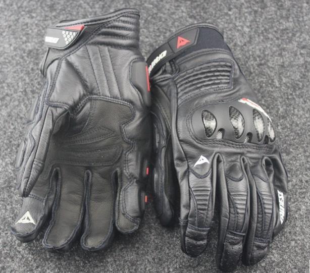 Guantes de cuero, Dainese