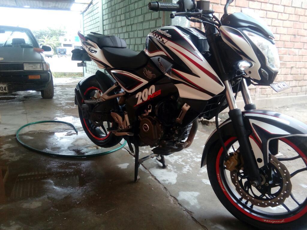 Pulsar Ns200 2015