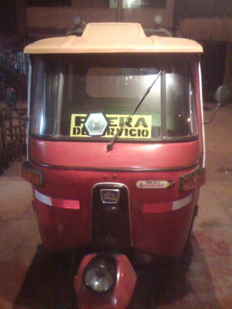 VENDO TORITO BAJAJ 4 TIEMPOS GASOLINERA Y UNA SOLA BUJIA