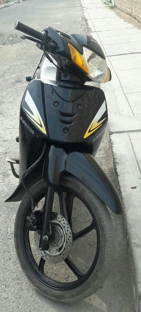 Vendo Moto Buen Estado