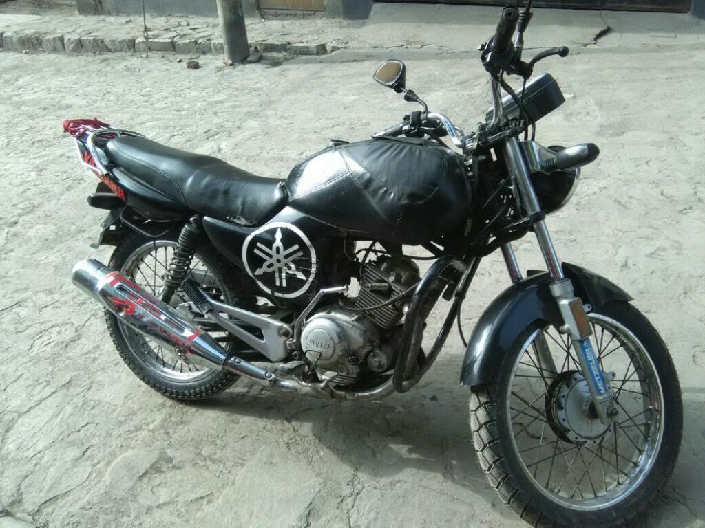 Moto Yamaha 126