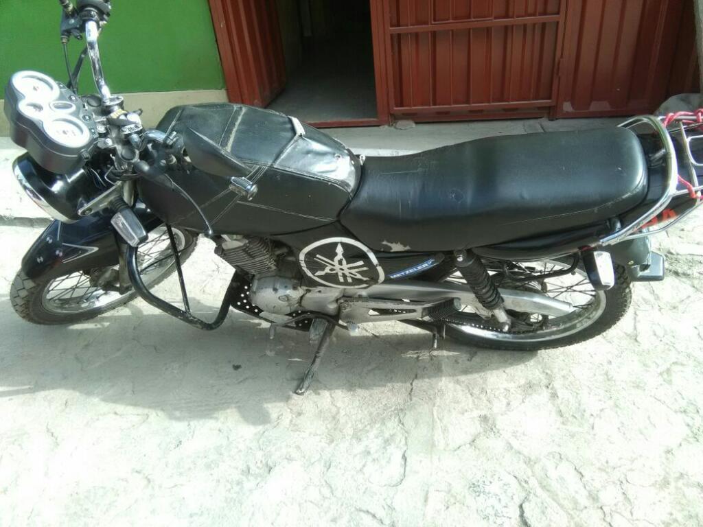 Moto Yamaha 126