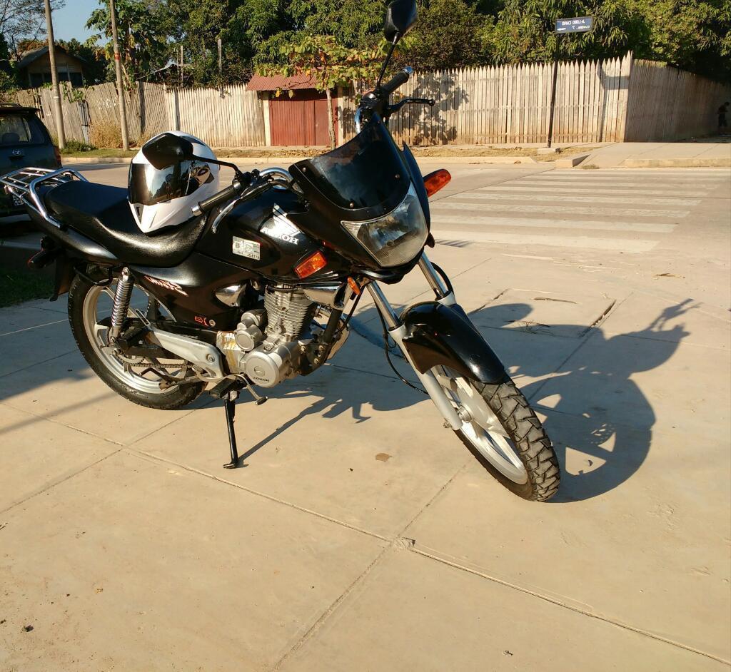 Moto Honda Storm Unico Dueño