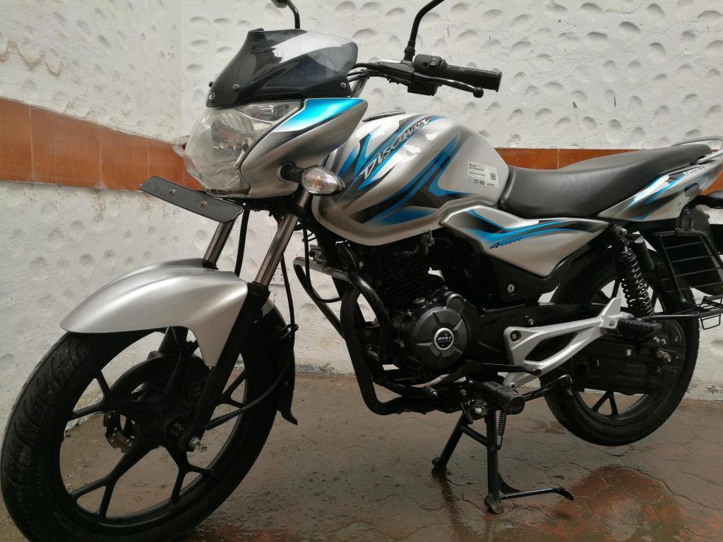 VENDO MOTO BAJAJ 2016 DISCOVER 125