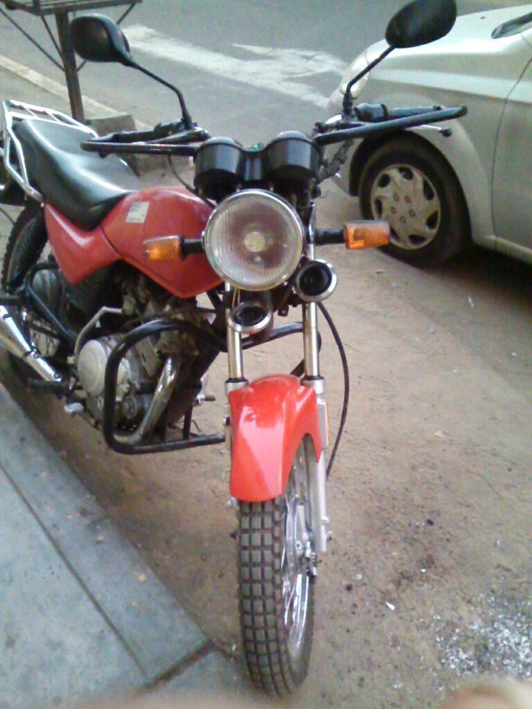 Moto Lineal Yamaha Yb - 125 Rojo