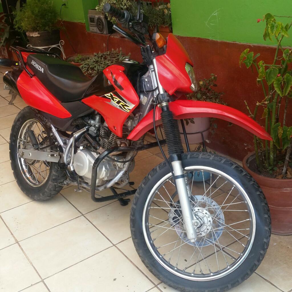 Moto Honda Xr 2013 Bien Conservada