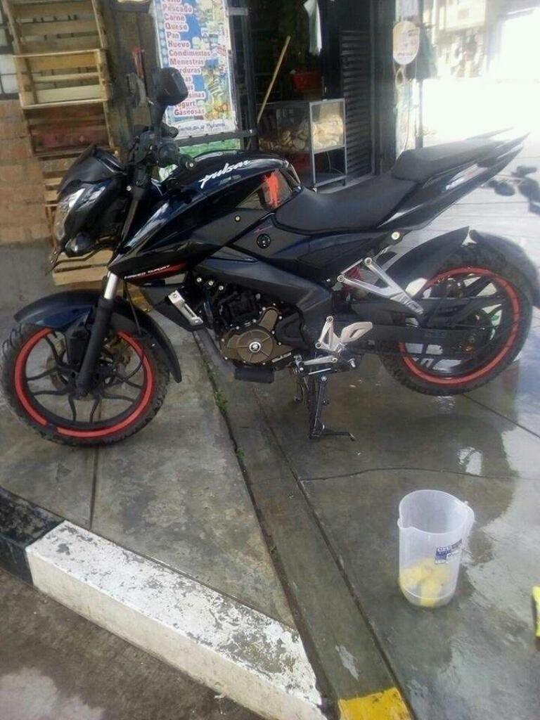 Vendo Mi Pulsar Ns 200 Muy Bien Cuidada