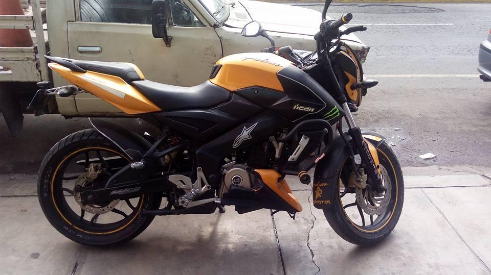 moto pulsar 200 ns