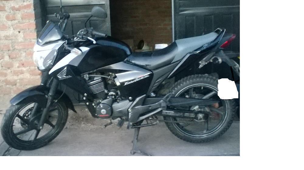 vendo mi hermosa honda invicta