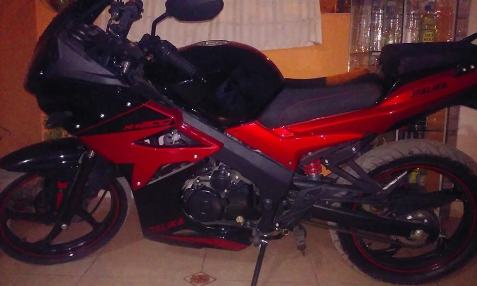 vendo moto ITALIKA RT200 nueva